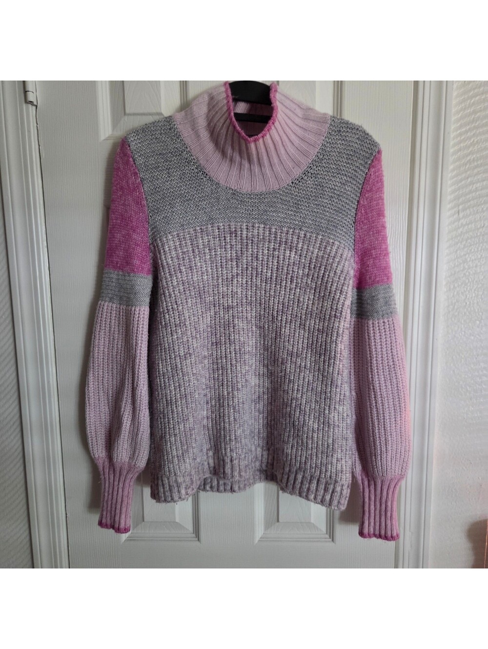 Splendid Colorblock Ribbed Turtleneck Sweater XS